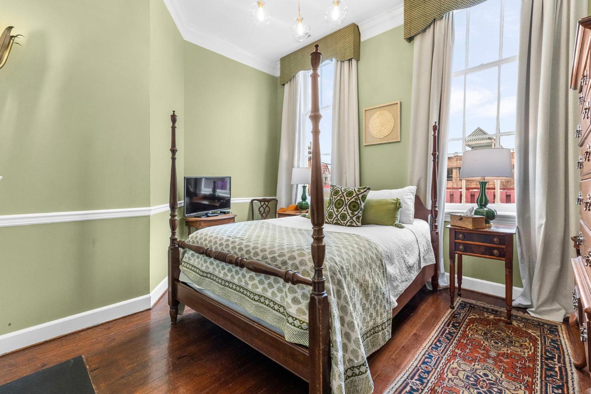 Leesburg Colonial Inn Екстер'єр фото