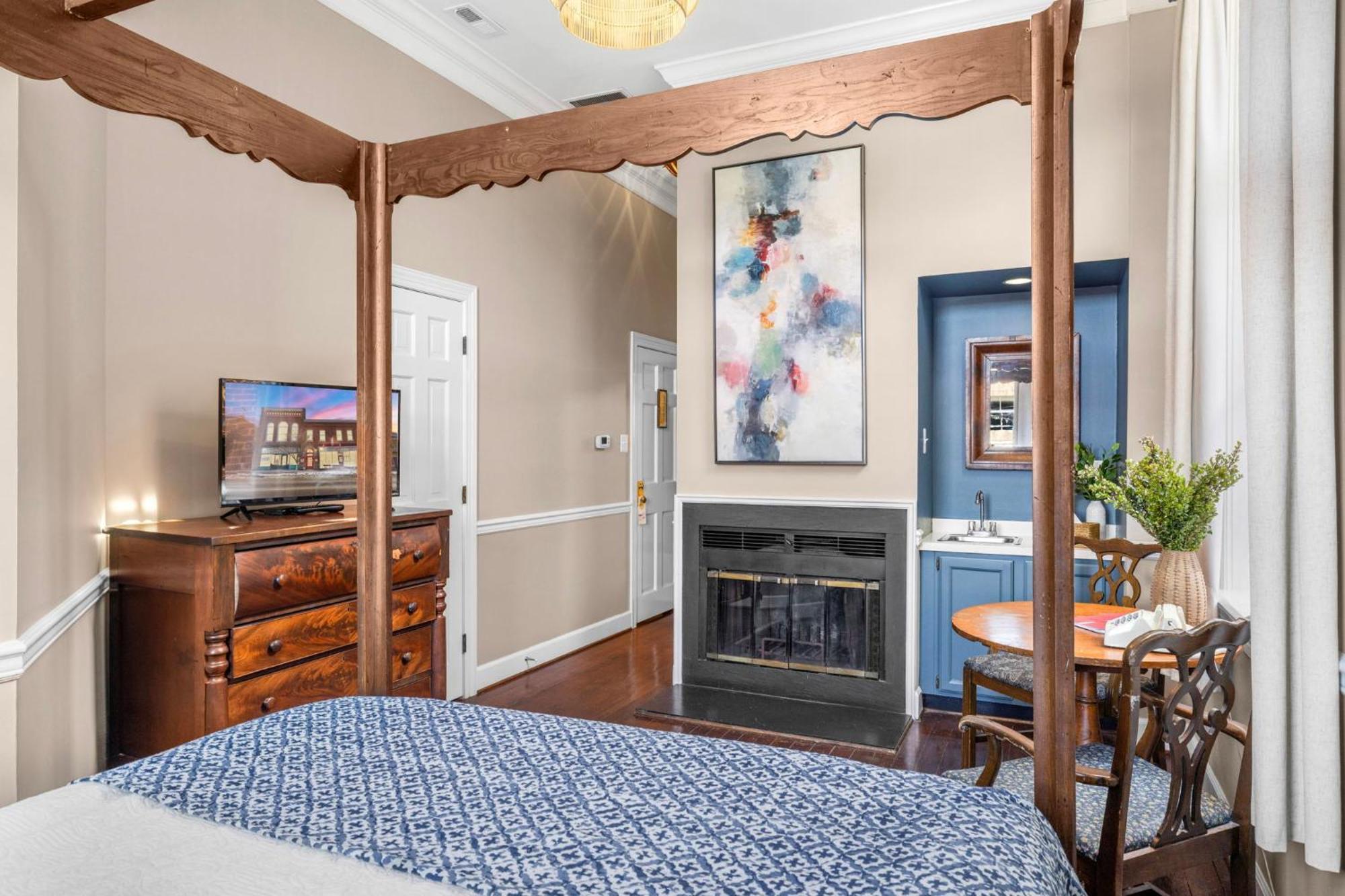 Leesburg Colonial Inn Екстер'єр фото