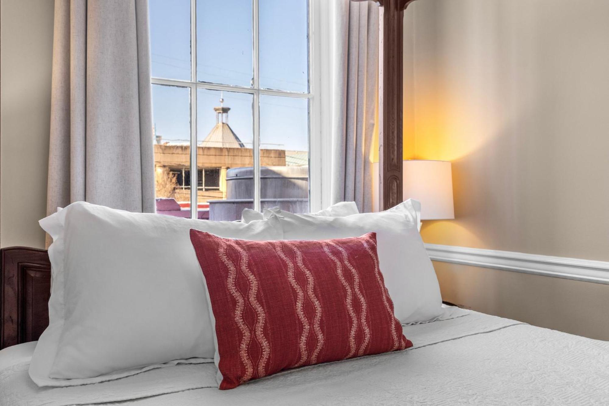 Leesburg Colonial Inn Екстер'єр фото